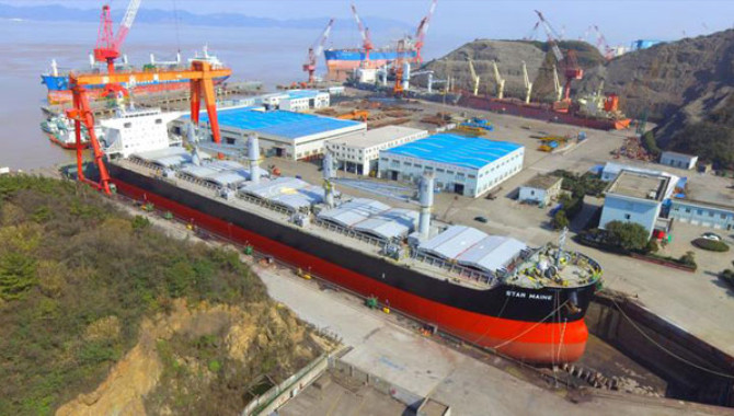 Shipyards in Zhoushan rank among top 10 ship repair