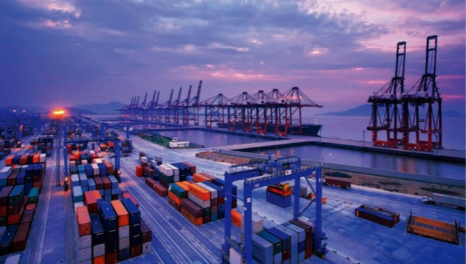 宁波港航物流业发展新政本月起施行