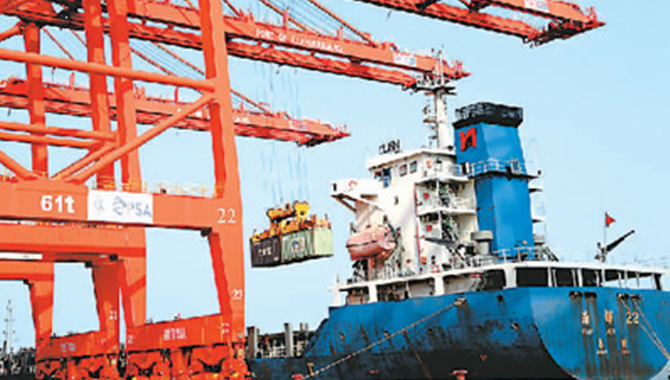海关总署：8月份中国外贸进出口增长6%