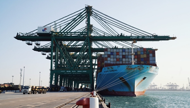 Port of Tianjin sets new record,ensures supplies fo
