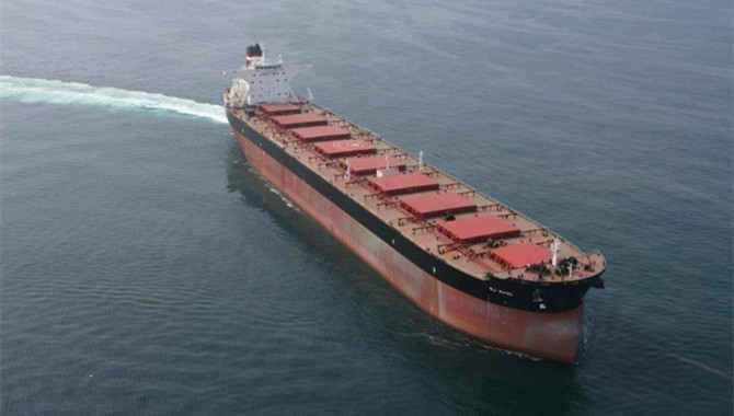 Baltic index slips as larger vessel rates dip