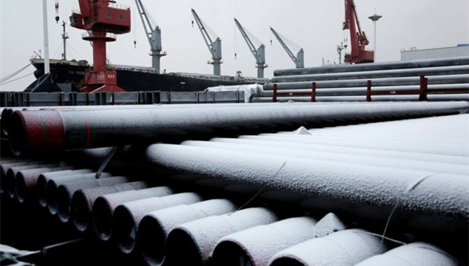 China's daily crude steel output down in late July