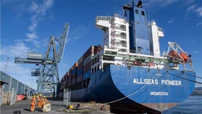 中英关系：中国苏格兰开通首条集装箱海