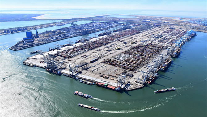 Hutchison Ports and Terminal Investment Limited Sà