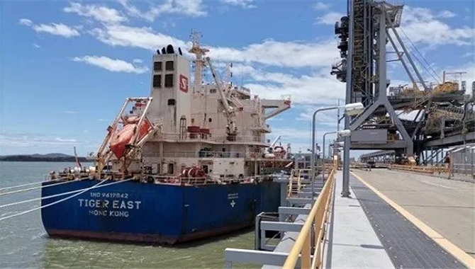 国能远海航运公司圆满完成首个澳大利亚