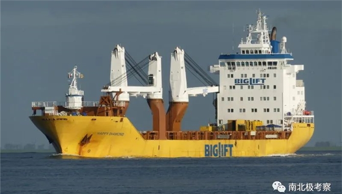 突发：万吨货轮在南极莫森站附近搁浅，