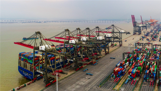中远海运港口宣布收购厦门远海码头30%股
