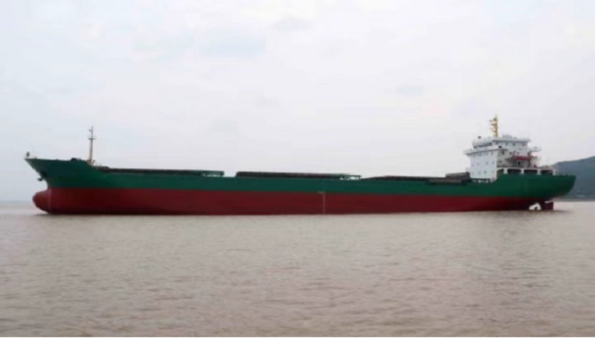 13600吨内贸散货船“GSE2303“4月21日开拍