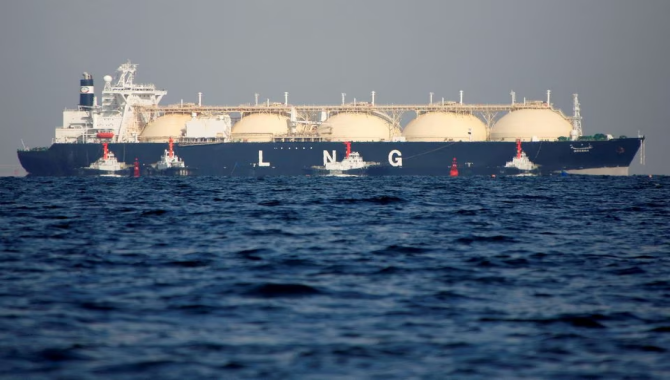 GLOBAL LNG-Asian spot prices remain at 21-month low