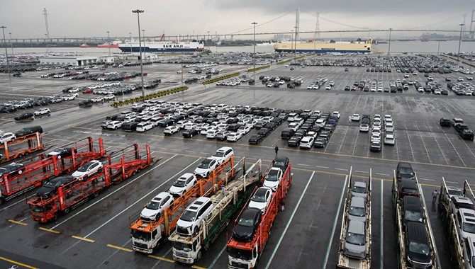 Ports, carriers brace for auto export wave by order
