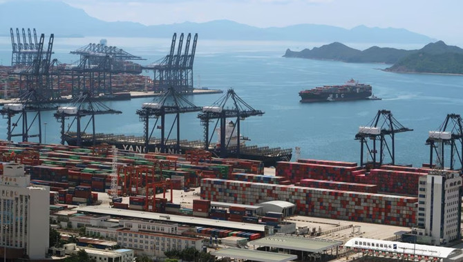 China's low-sulphur marine fuel exports climb 38% y