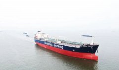 新时代5万吨油化船“CL AGATHA CHRISTIE”号顺