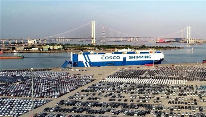远海汽车船与南沙区签订合作协议共谋发