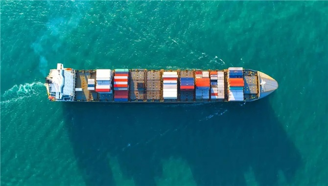 欧盟将航运业纳入碳排放交易计划