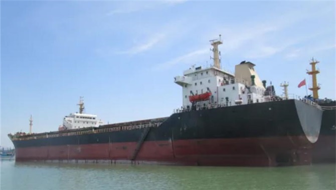 一艘17000吨内贸散货船＂GSE2408＂网络竞价