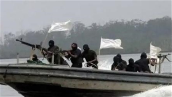 警惕西非海盗！两名海员在几内亚湾被绑