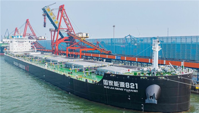 国家能源集团扩大远洋运输船队规模