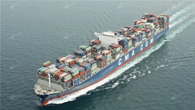 44个集装箱落水+货轮倾覆！全球航运业面
