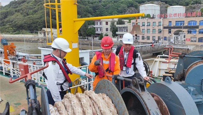 受寒潮大风影响，福建沿海45条客渡运航