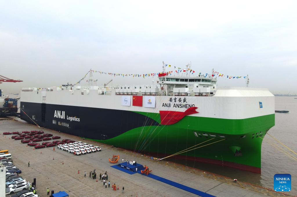 World's largest car carrier built by China sets sai