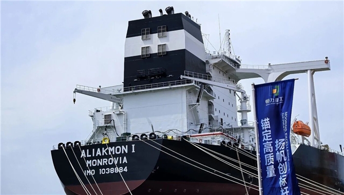 中国船东，正在疯狂抢购这种二手船...