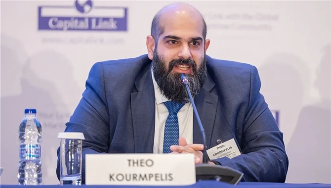 LR高管：全球油轮需求正飙升至十多年来