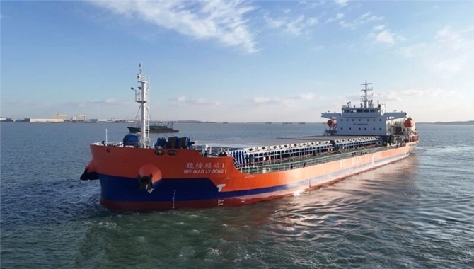 国内首艘！近海航区新能源散货船，来了！