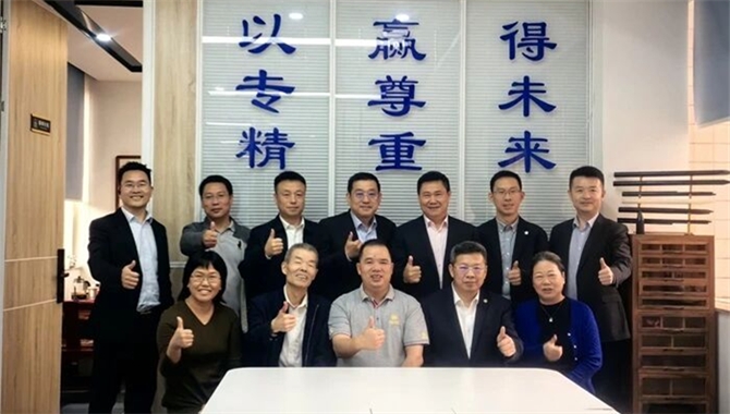 大连海事大学受捐款40万股，价值