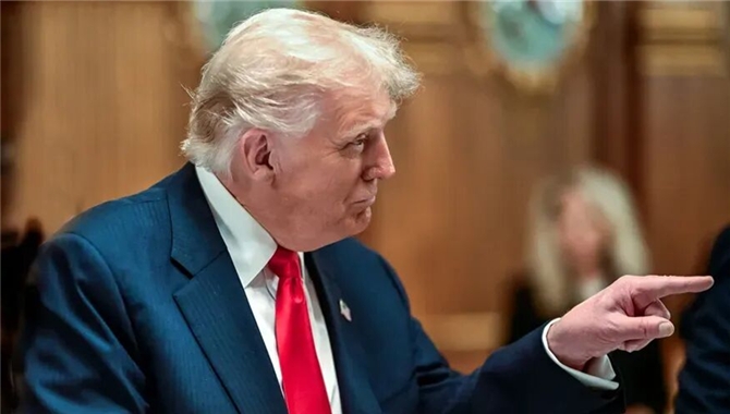 1100万桶油滞留，特朗普封锁委内瑞拉油轮！