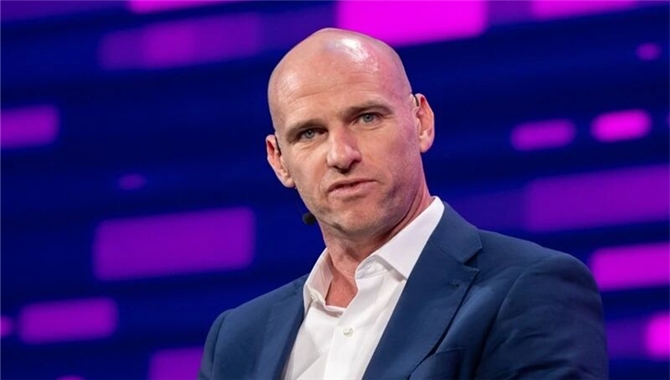 全球第六大集运公司，换帅！