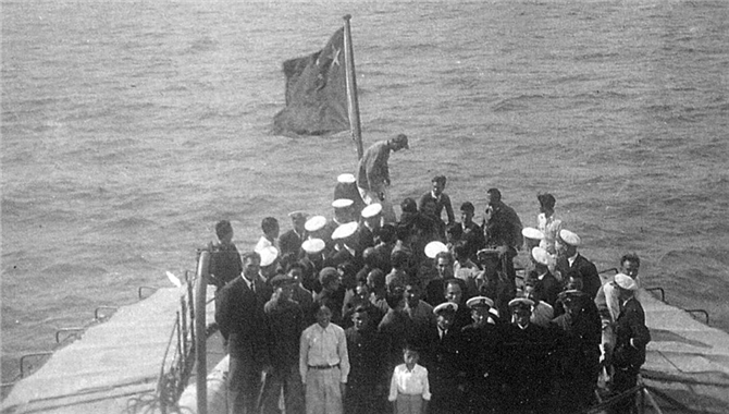 方嘉德：百年红刊 航运活化石——纪念《