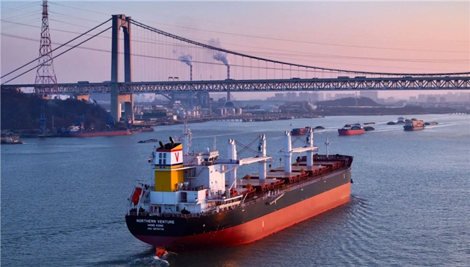 华光散运成立！将打造一支60艘船