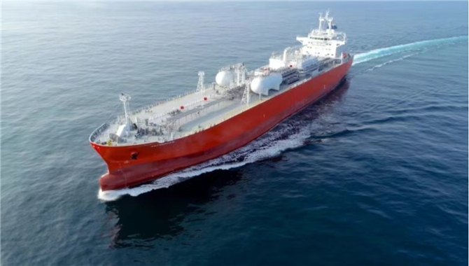 全球首批氨燃料气体船，这个家族先试上