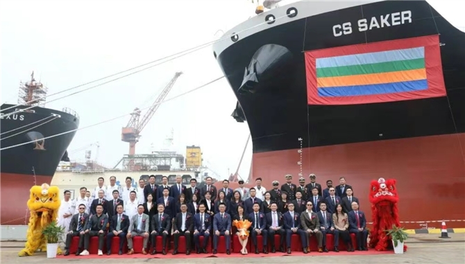 中国船厂，提前166天交船！